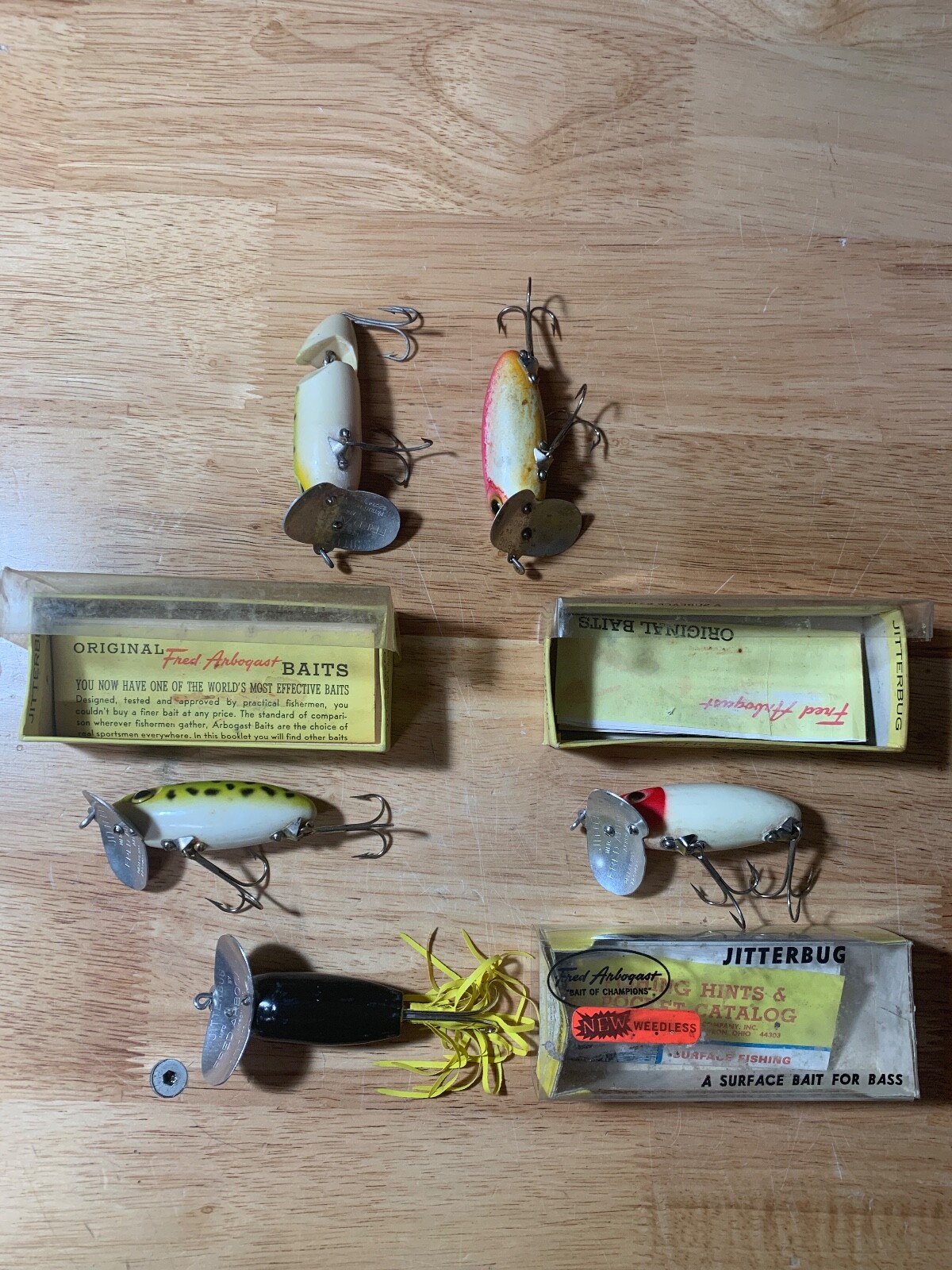 VINTAGE FRED ARBOGAST JITTERBUGS WEEDLESS JITTERBUG WITH BOX & BOOKLETS