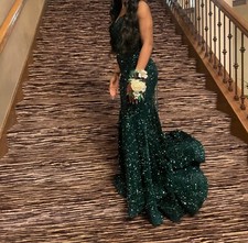 Emerald/Green Sparkly prom dress good condition worn once 
