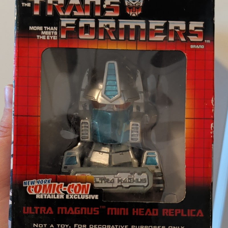 Diamond Select Toys Transformers Ultra Magnus Mini Head NY Comic-Con Limited Ed…