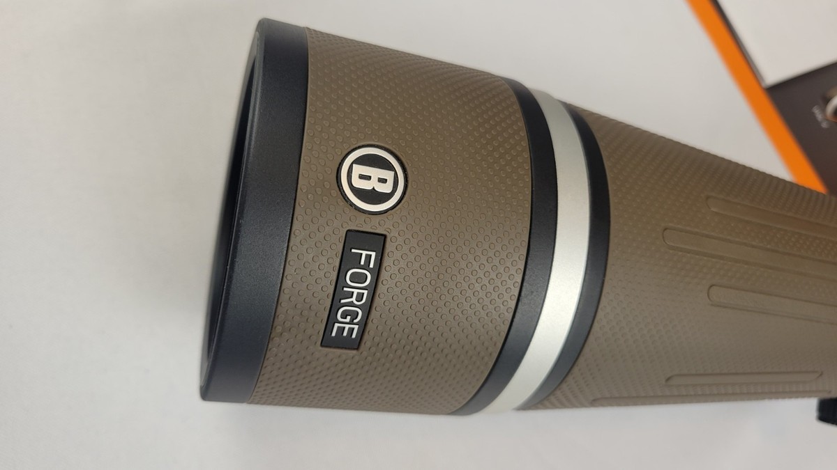 Bushnell Forge 20-60×80 Spotting Scope (SF206080TA) — Angled
