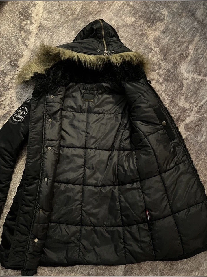 Parka Hysteric Glamour “Buscar y destruir” Foto 2 de 4