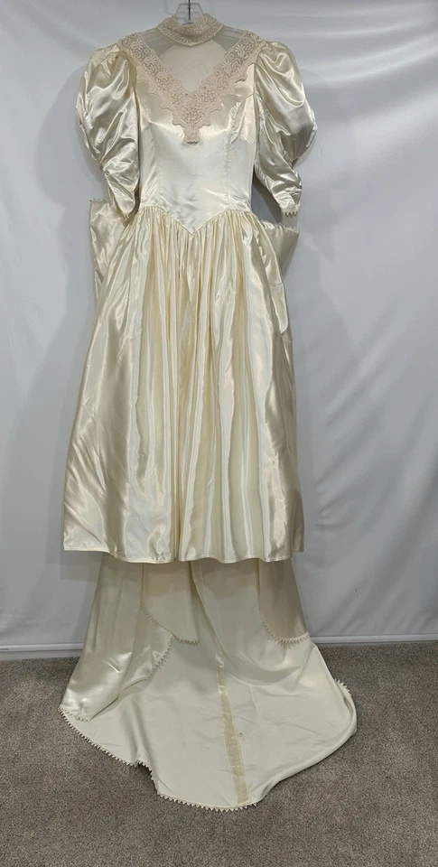 Vestido de novia de colección años 80 Jessica McClintock satinado renacimiento victoriano princesa Diana Foto 3 de 4