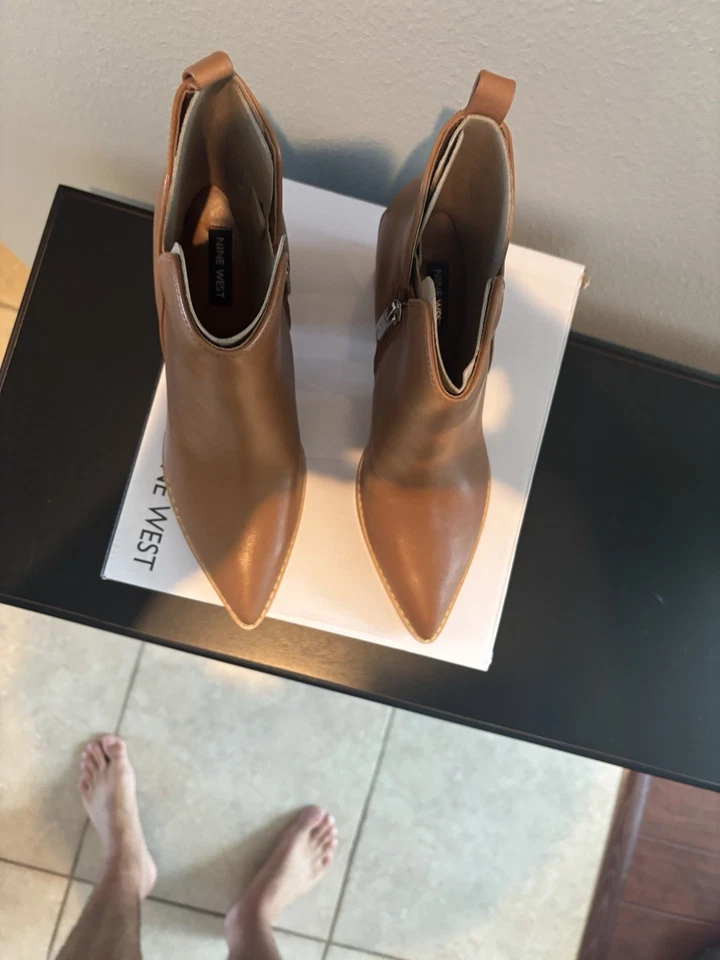 Nine West Bolen Pointed Toe Booties, Light Brown, Sz 8 - Image 4 of 4