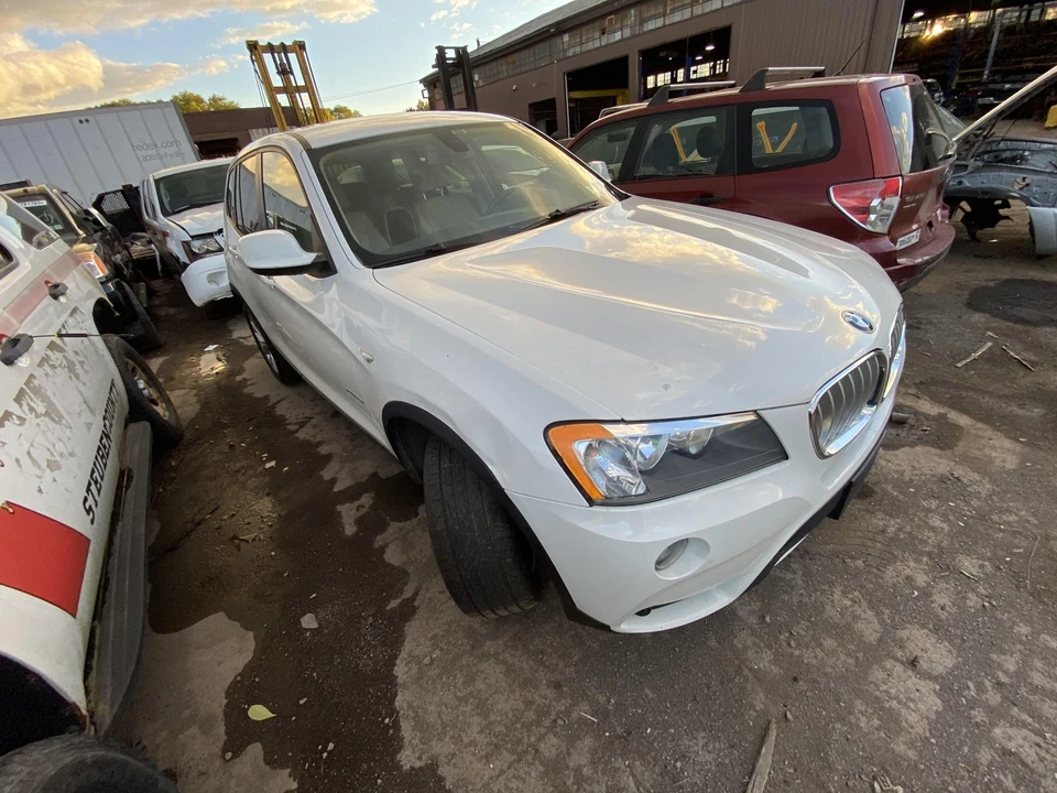 Módulo de controle de motor usado (ECM) serve: 2013 Bmw X3 módulo de controle eletrônico MEV - Imagem 3 de 4