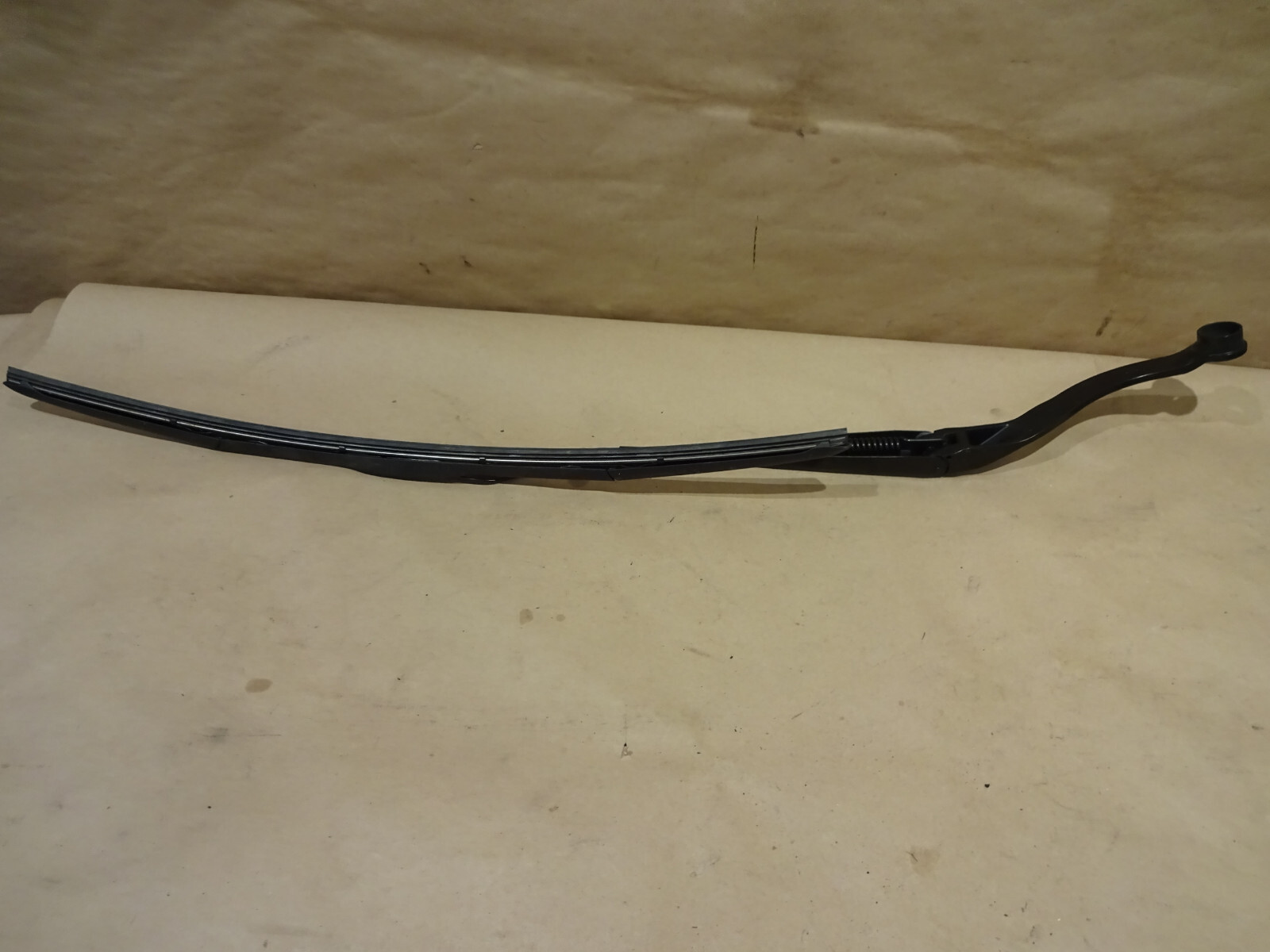 Ferrari California - LH Driver Windshield Wiper Arm And Blade - P/N 69771000