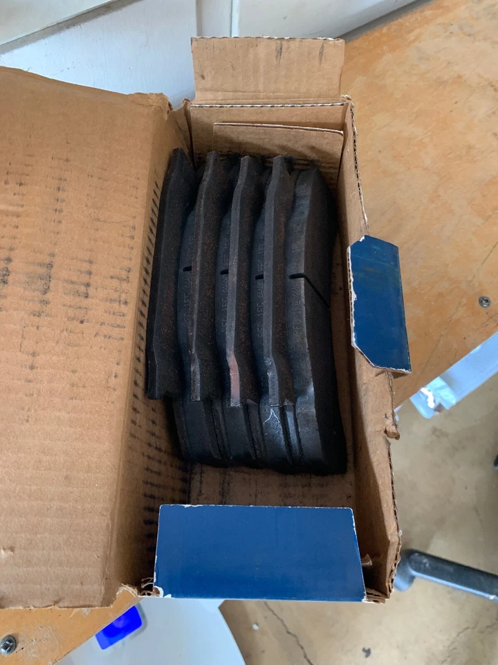 Pastillas de freno delanteras carbono metálico 0224,20 Ford F700 84-98 Foto 2 de 4