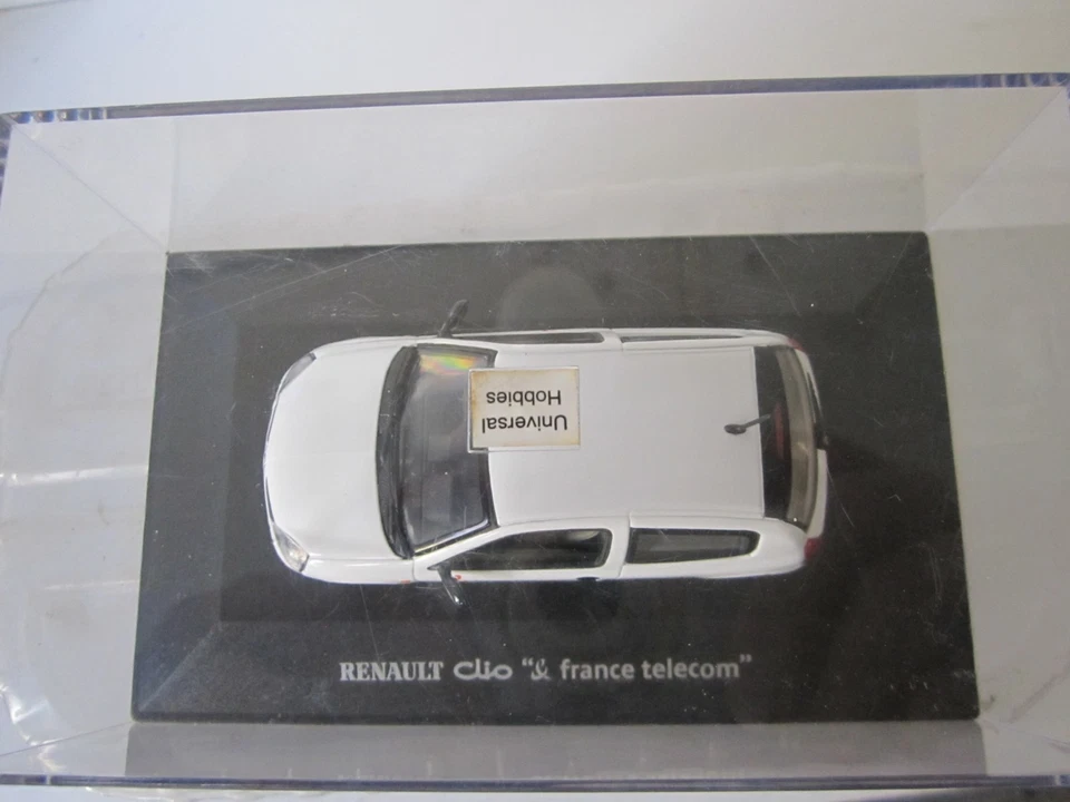 1/43 UNIVERSAL HOBBIES VOITURE BERLINE RENAULT CLIO II "FRANCE TELECOM" - Photo 3/4