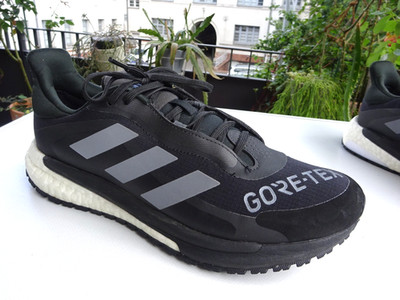 ADIDAS S23661 SOLAR GLIDE 4 GTX BOOST Gore-TEX Herr Sneaker Gr.42 2/3(UK8,5 Neuw