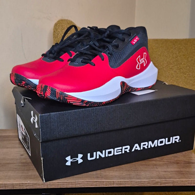 Under Armour Lockdown 7 Red/Black/White Low Top Lace-Up Basketball Shoes