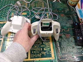 Pelican Accessories Dream Shock Sega Dreamcast Controller x2-ISSUES-PARTS-SEE