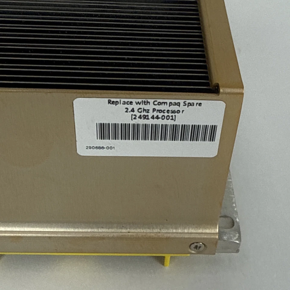 Compaq Xeon 2.4GHZ512KB ML530 G2 Processor Kit 249144-001 Foxconn 196618-001 E2 - Image 3 of 4