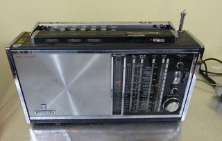 ⭐⭐⭐ GRUNDIG ⭐⭐⭐ Satellit Transistor 6000 Weltempfänger World Receiver Radio