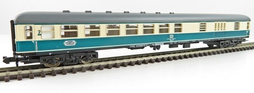 N / Minitrix 3117, 4 achs. Schnellzugwagen Halbgepäckwagen blau-beige beleuchtet | Zustand: Neu
