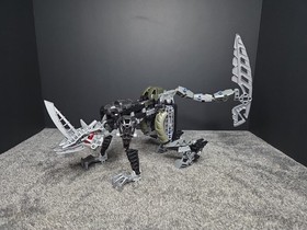 LEGO BIONICLE:  Kikanalo (8811)  Retired