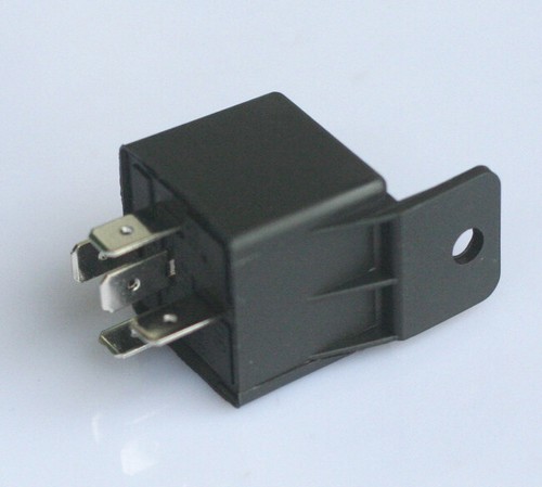 1x Relais 6V 40A Schliesser NO KFZ Arbeitsstromrelais Schalt 5 pin DHL - Bild 3 von 4