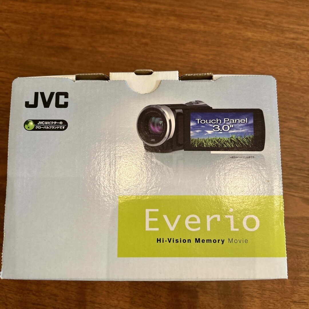 Jvc Camcorder Video Camera Everio Gz-HM33-W With Accessories