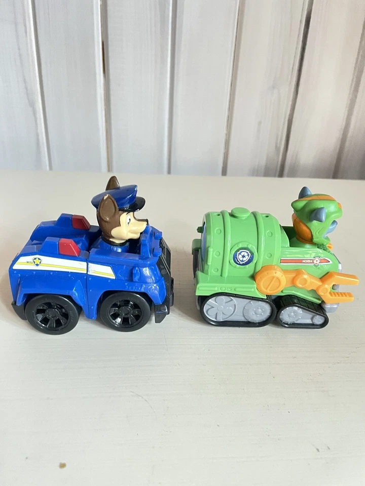 Paw Patrol Rescue Racer Bulldozer Recycle Chase Cruiser Sea Patrol Skye lot of 4 - Image 3 of 4