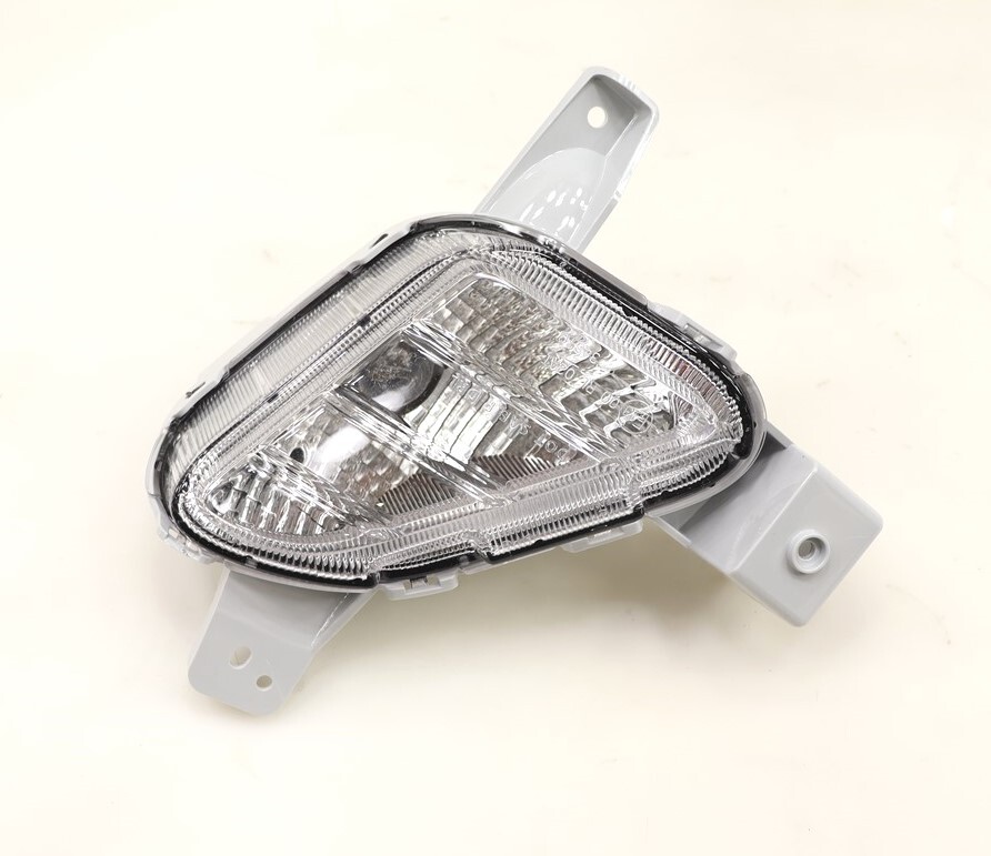NEW OEM DRL Daytime Running Lamp Left 92207C1550 for Hyundai