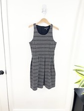 Banana Republic Black White Sleeveless Fit And Flare Dress Women’s Small