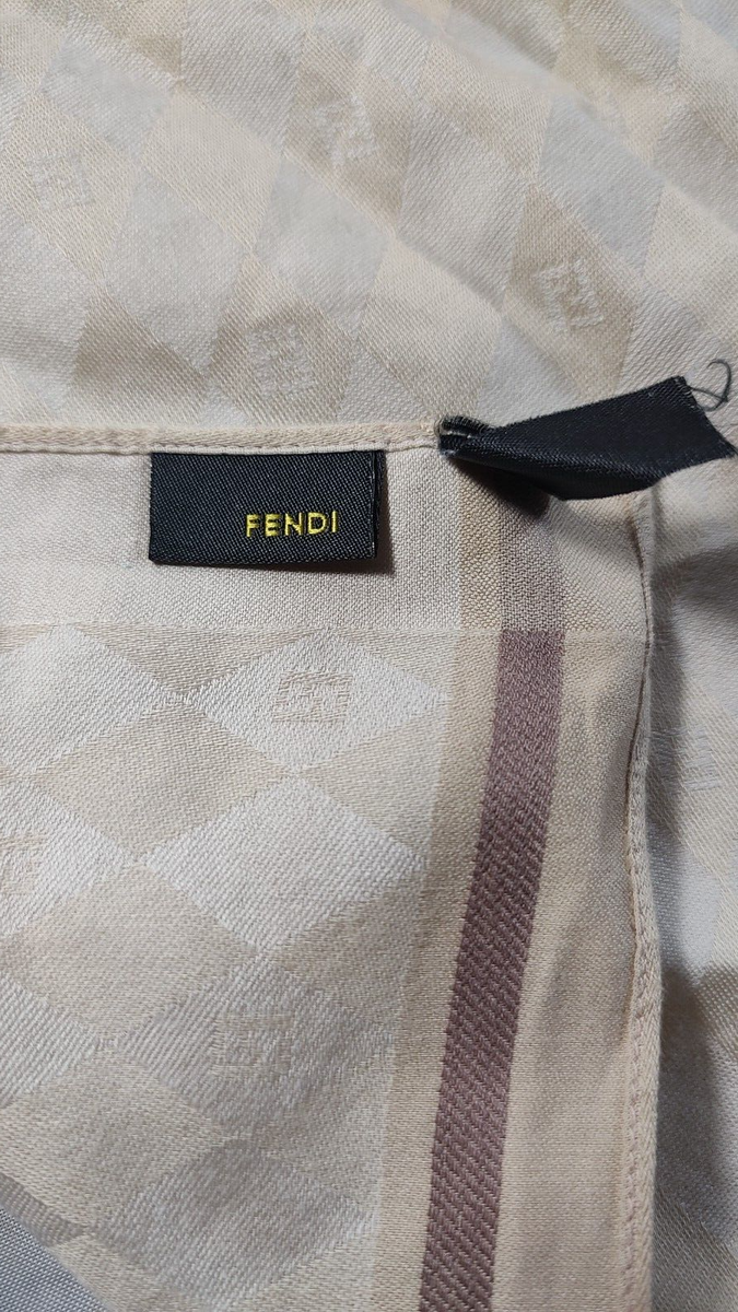 【関税&送料込】Fendi Foulard Ff In Seta FF Foulard Silk Beige | Fendi