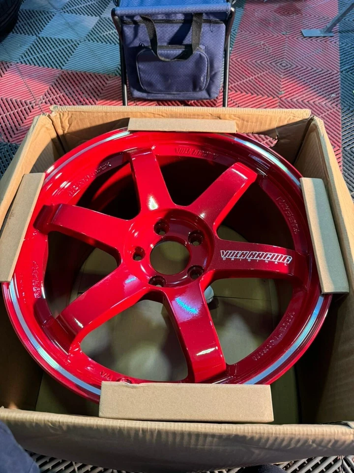 RIM 18 RAYS TE 37 Japan 2013 Color Red - Image 2 of 4