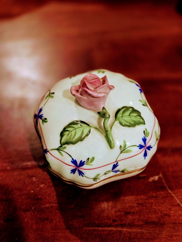 Herend Hungary White Floral Trinket Box Small Hand Painted Vintage