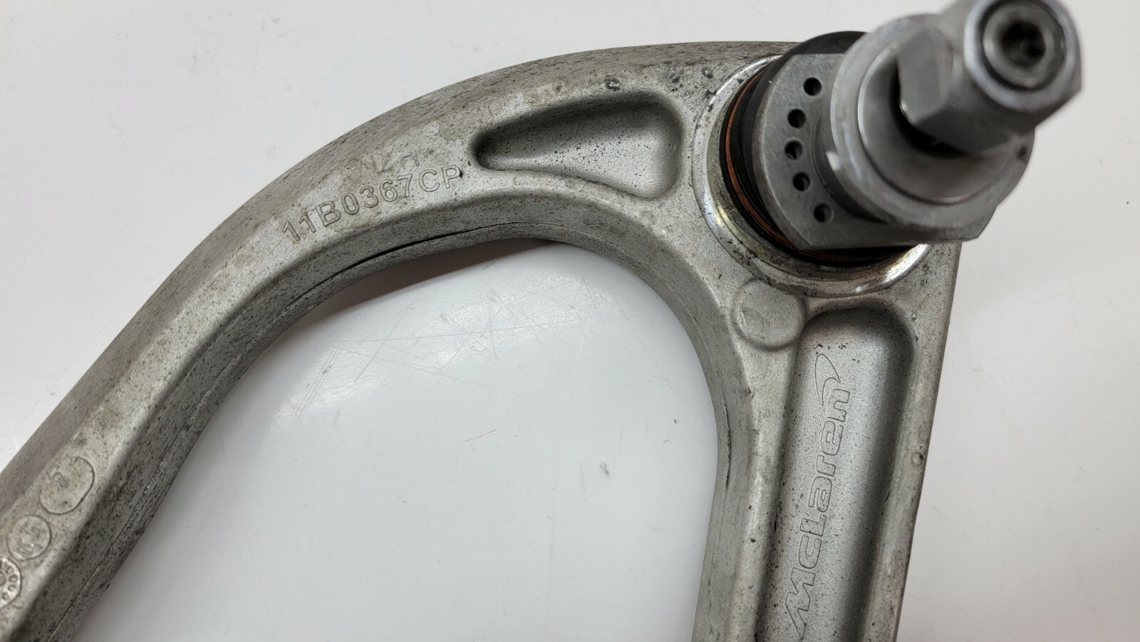 MCLAREN 650 S FRONT LEFT UPPER CONTROL ARM OEM 11B0367CP 11B0044CP