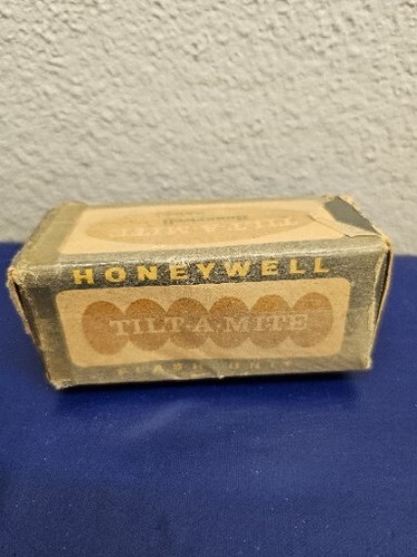 Vintage Camera reverse 16, Bulbs & More. Fast Shipping! - Picture 5 of 15