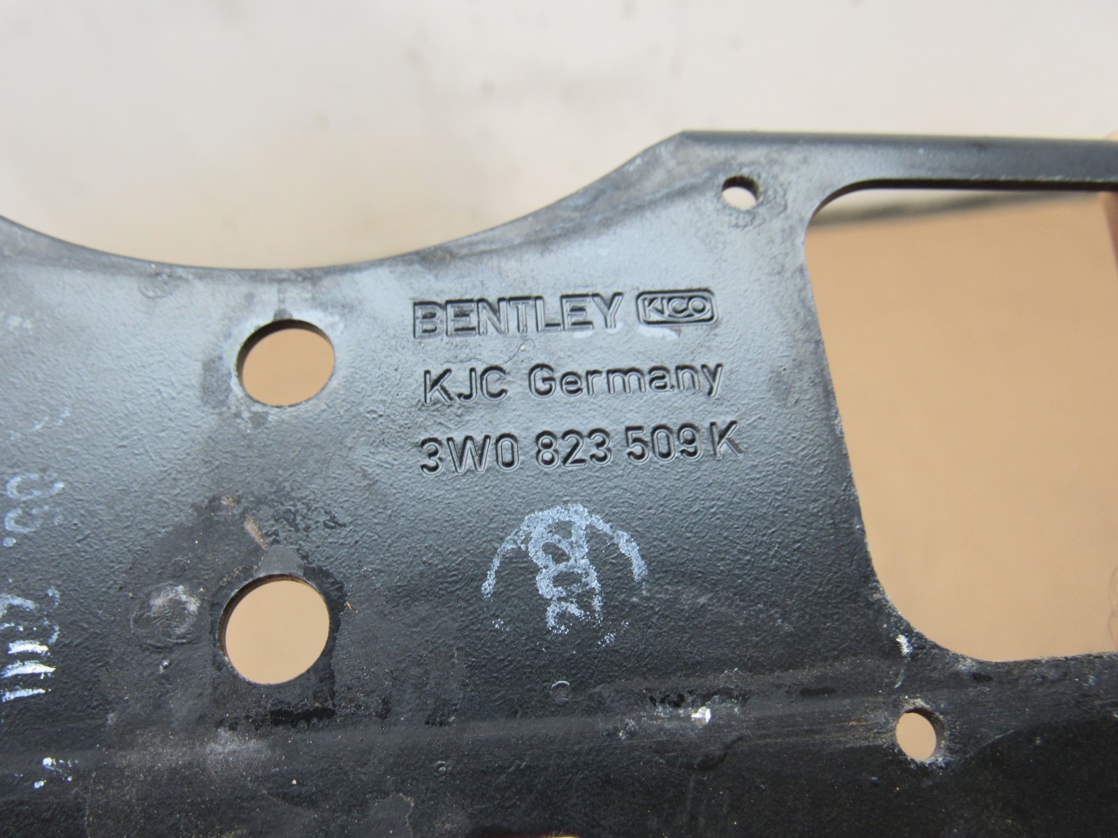 Bentley Continental GT 2012 Front Hood Bonnet Lock Latch 11-18 ;#3