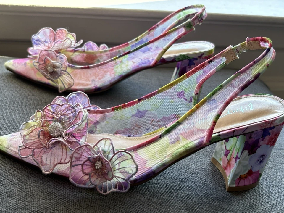 Сетчатые каблуки с ярким цветочным узором Betsey Johnson Petra - Изображение 3 из 4