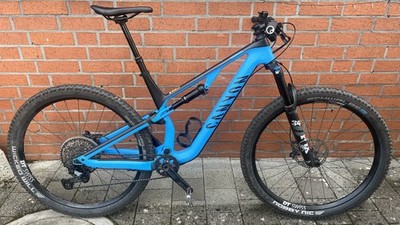 Canyon Neuron CF8 True Blue (2022) Größe L Kaum benutzt