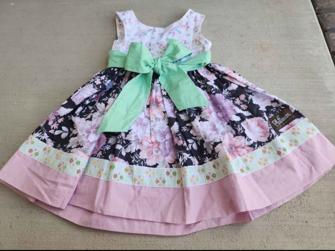 MATILDA JANE PLATINUM SIZE 4 DRESS