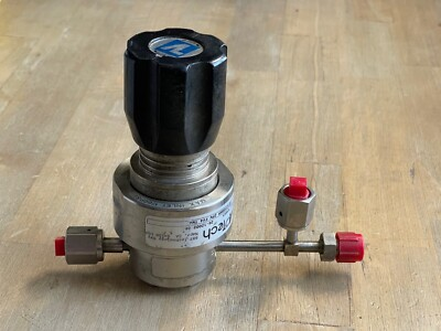 #ad AP TECH AP1210SHM 2PW FV4 TW4 REGULATOR MAX INLET 1700PSI MAX OUTLET 100PSI $100.00