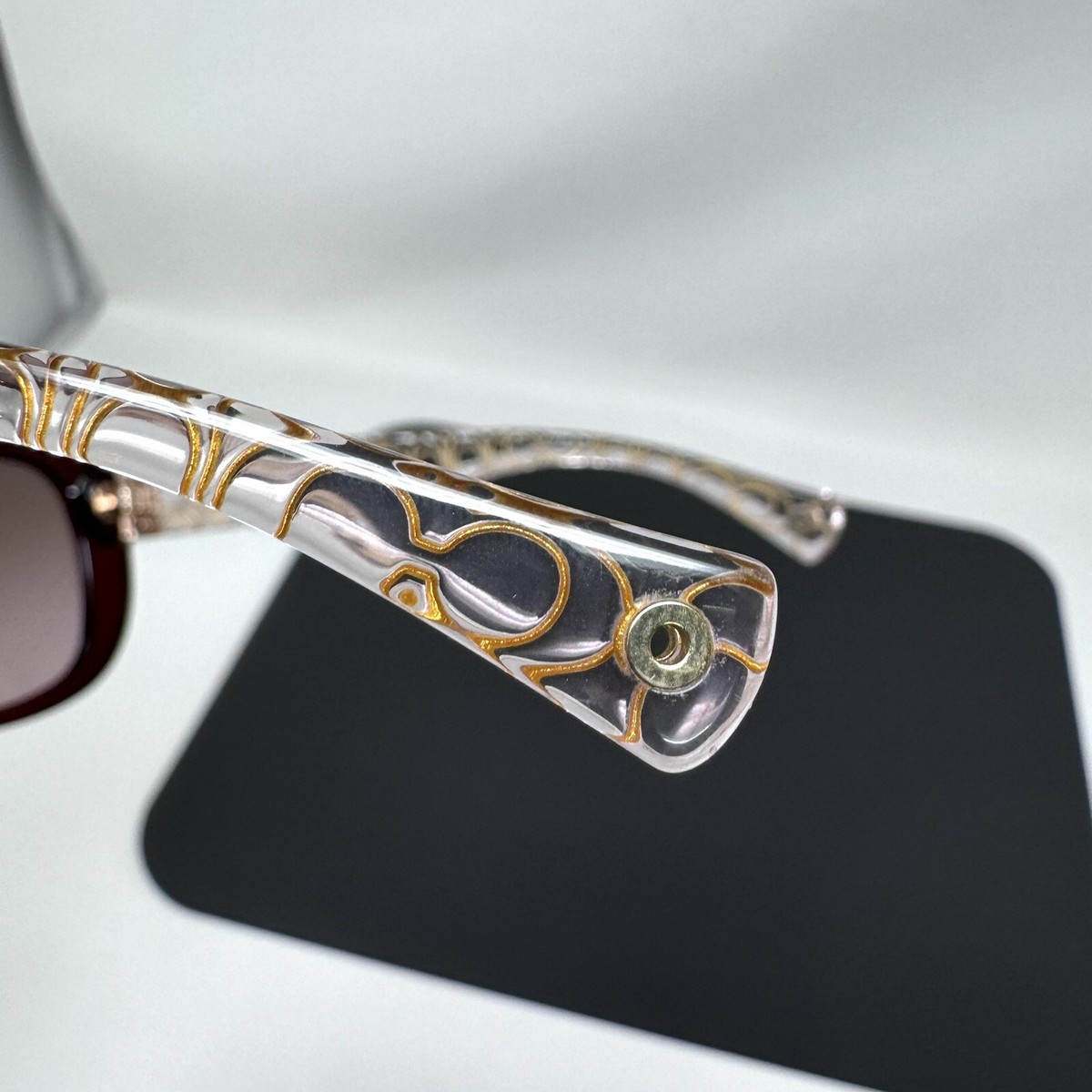 Coach Sunglasses HC 8076 (L067 Laurin) Burgundy/Pink Crystal Frames 56 [] 15 135 Coach Burgundy Sunglasses - Gem main image 4