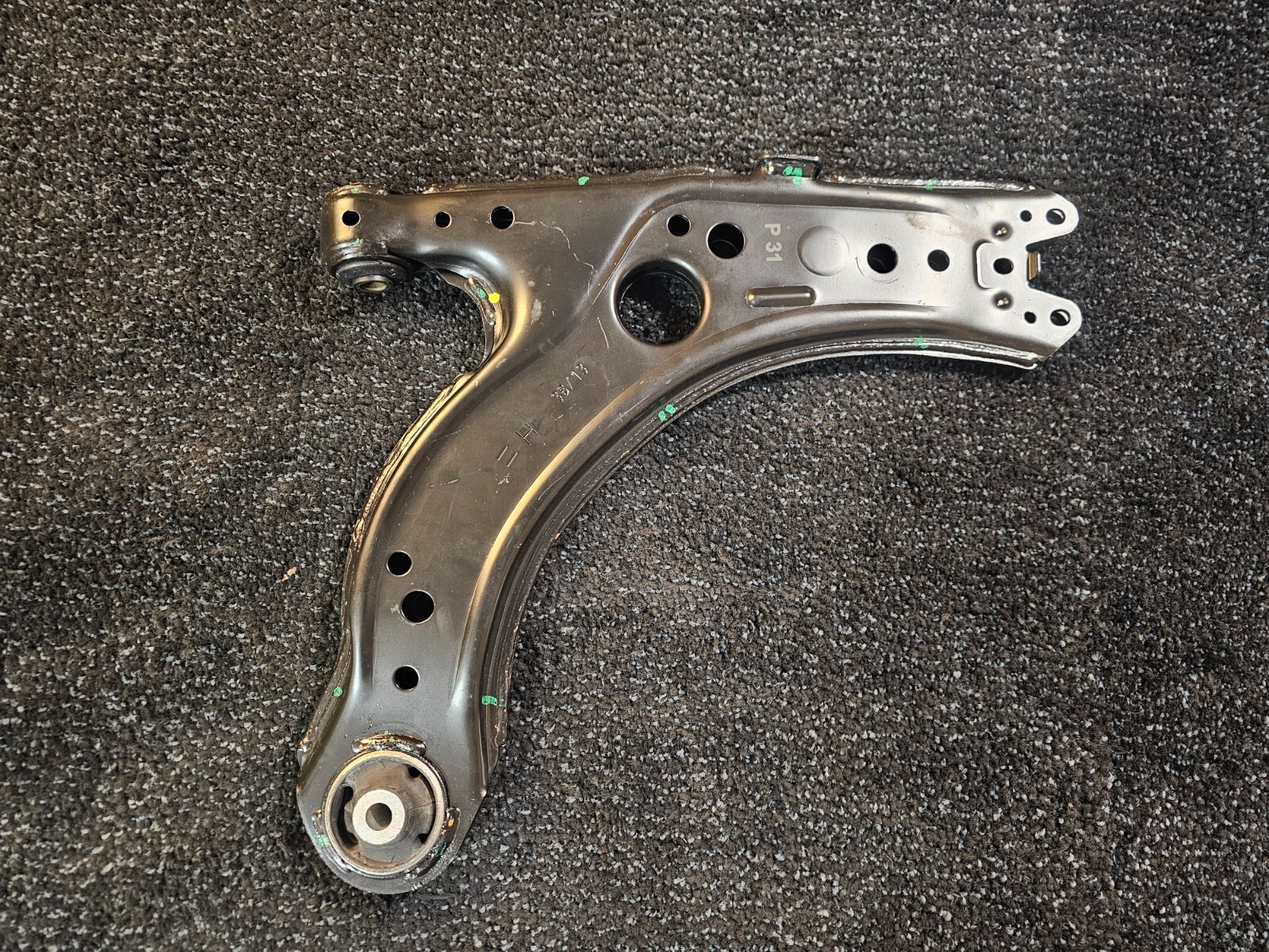 MOOG RK640176 R-Series Front Lower Control Arm For Volkswagen Beetle	1998-2010