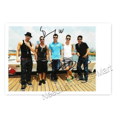 New Kids on the Block signiert von Block Danny Wood Joey Mcintyre - Autogramm 