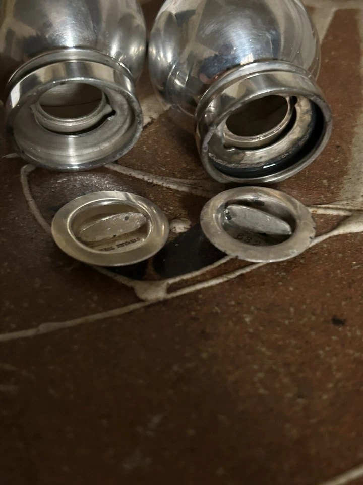 Salero y pimentero pirámide de plata esterlina Georg Jensen modelo 632 vintage Foto 4 de 4