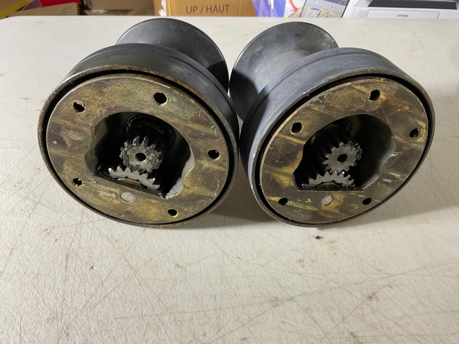 Pair Barient 22 2 speed winches. Pawls good. Needle bearings good.