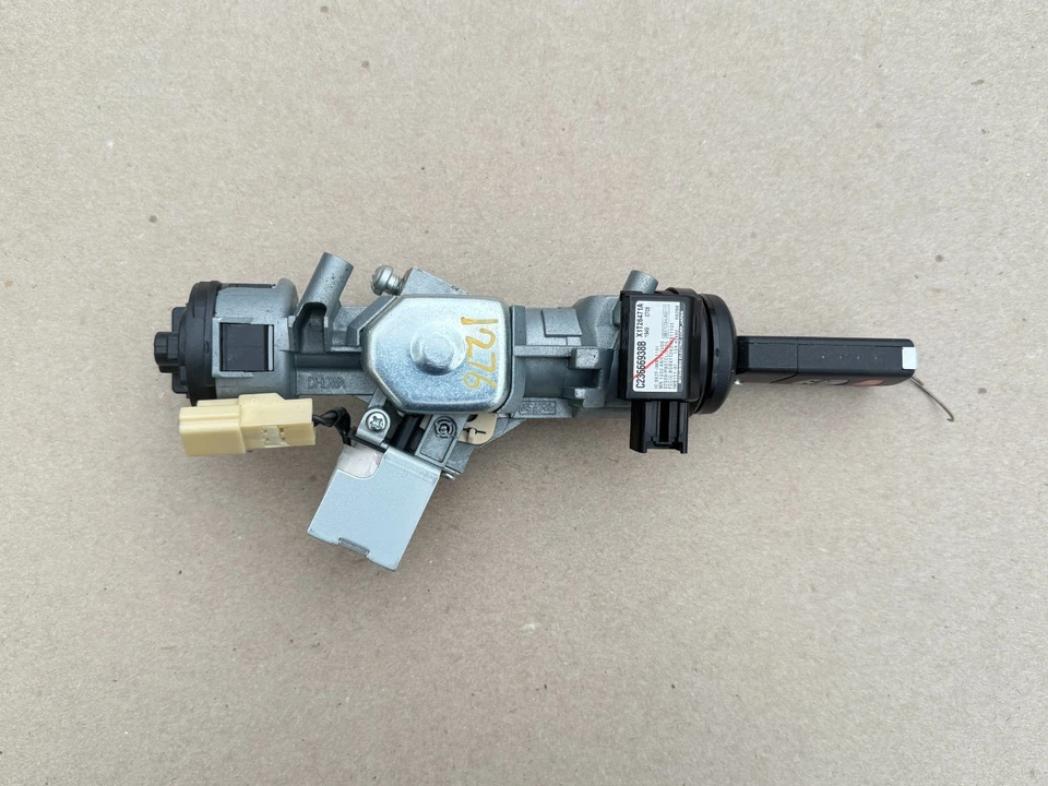 2010-2013 MAZDA 3 INTERRUPTOR DE IGNIÇÃO CILINDRO DE BLOQUEIO COM CHAVE FABRICANTE DE EQUIPAMENTO ORIGINAL X1T26471A - Imagem 2 de 4