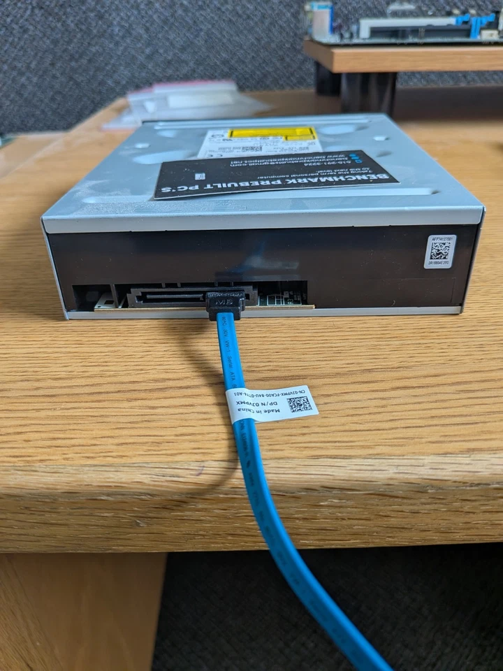 Armazenamento de dados HL Super Multi DVD+RW GHB0N 96N9F. Vem com cabo de dados Sata. - Imagem 3 de 4