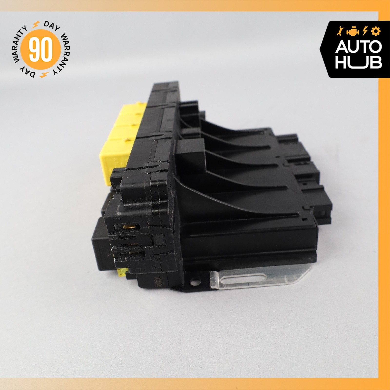 03-12 Mercedes R230 SL500 SL55 AMG Front Left SAM Fuse Box Control Module OEM