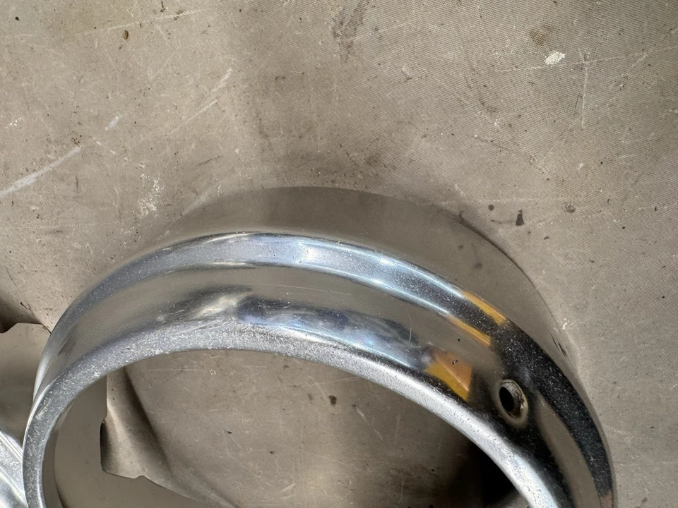 Chevy Impala BelAir Biscayne 1960 faros cubo molduras molduras anillos El Camino Foto 3 de 4