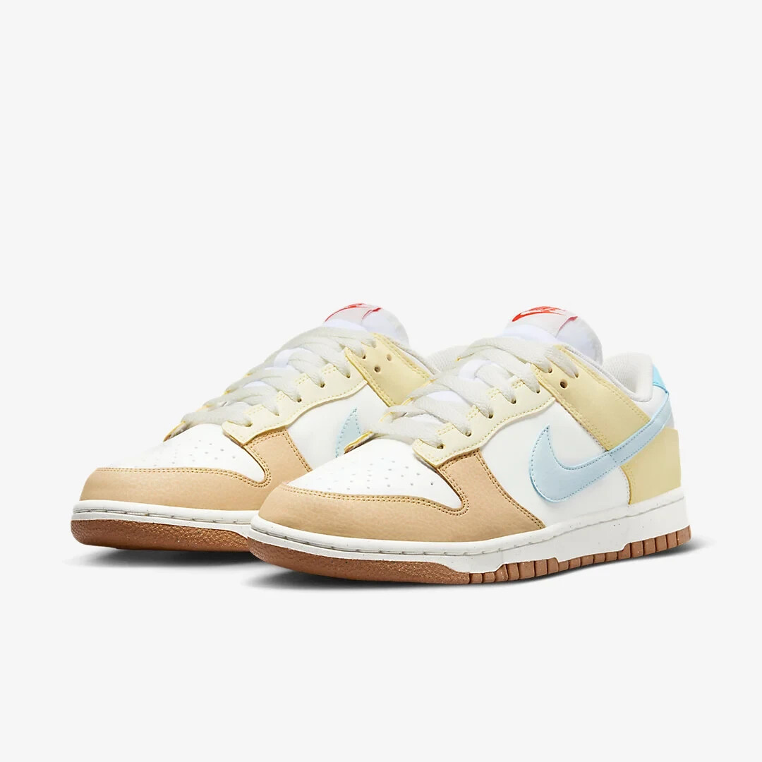 スニーカー NIKE Woman Sneakers Yellow FZ2068 700 Nike Women's Air Max SNDR 