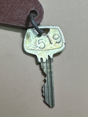 Hotel Mayaguez Hilton Motel Room Key Fob & Key Mayaguez Puerto Rico #519 RARE - Picture 3 of 3