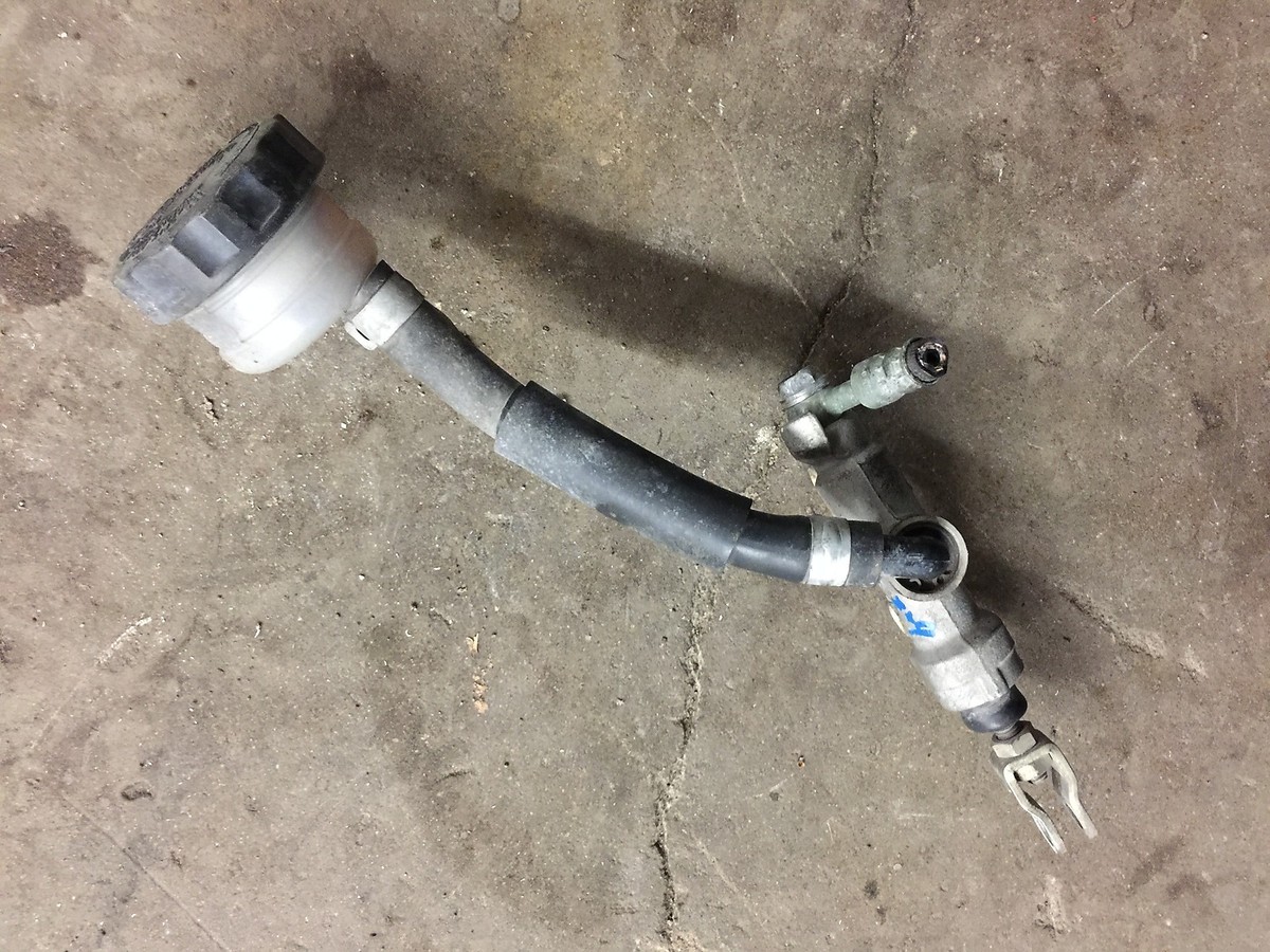 98 99 00 01 02 03 KAWASAKI NINJA ZX9R ZX900 OEM REAR BRAKE