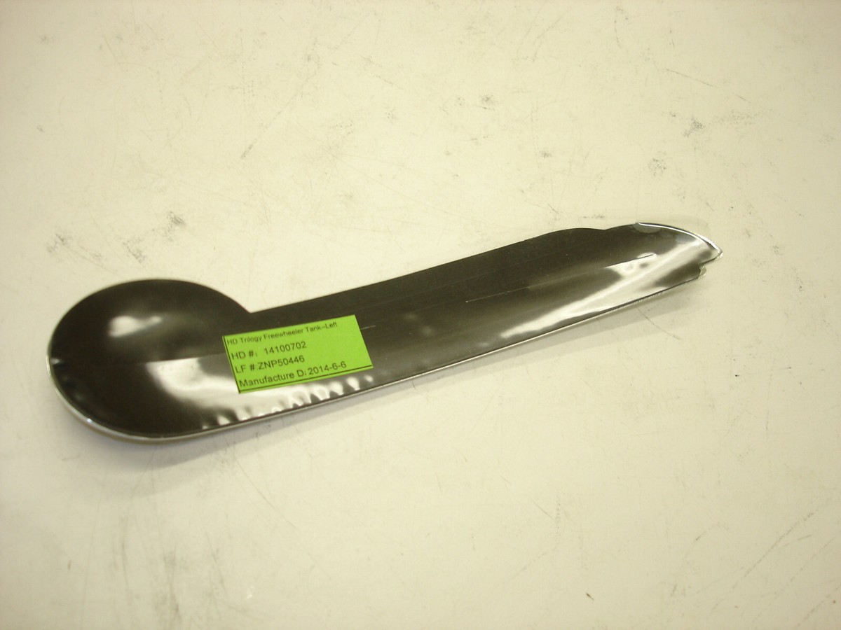 Harley Davidson Motorcycle MEDALLION Lift Hand Fuel Gas TANK P/N