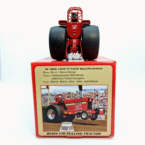 1/16 Pulling Tractor IH 1066 Steve Burge's Lock n' Load Diesel Super Stock - Picture 3 of 6