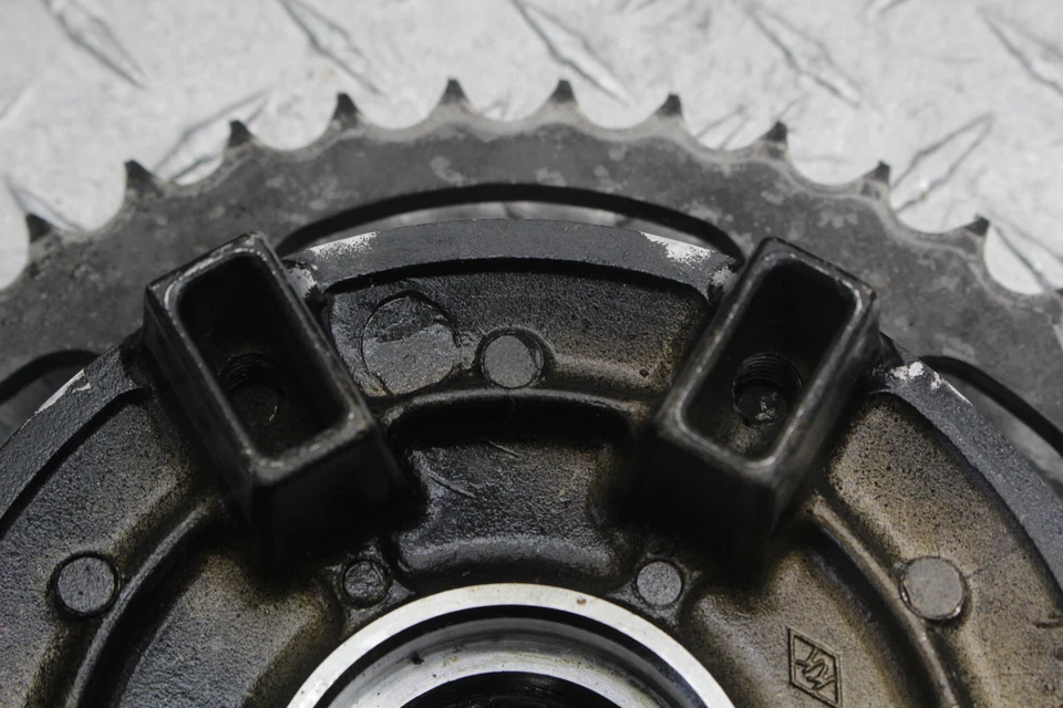 Kawasaki Ninja 300 Ex300A 2014 buje trasero y piñón de dientes Foto 3 de 4