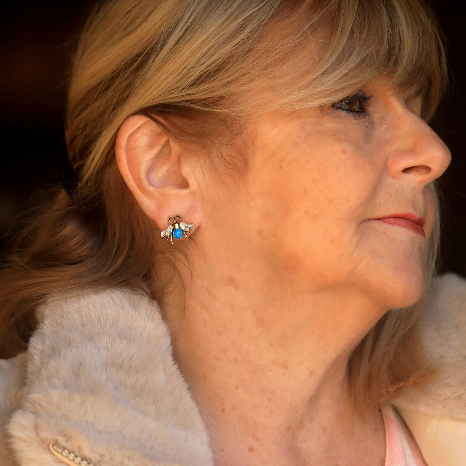 Ohrringe Clip On Golden Klein Insect Biene Perle Jade Opal Blau QD4 - Bild 2 von 4