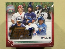 2022 Topps Baseball MLB HOLIDAY MEGA Factory Sealed Box-AUTO/RELIC+100 Cards!